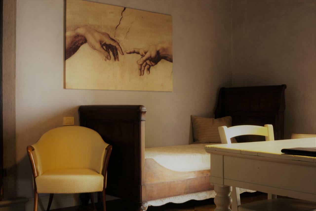 B&B Dimora Delle Donnole Bergamo Alta Exterior photo